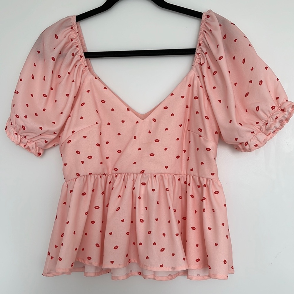 Dee Elly Top - Size Medium